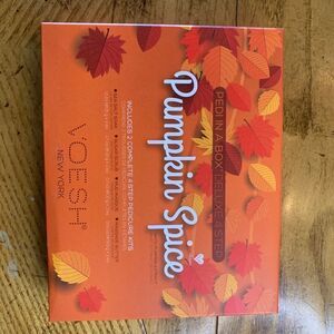 VOESH New York Pumpkin Spice Pedicure kit x2